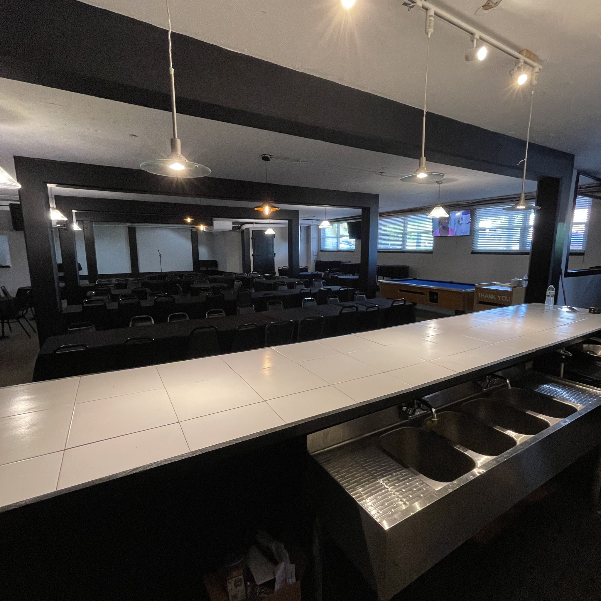 Social Lounge (seats up to 120)